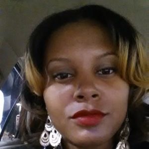 Meet your Posher, Annetta